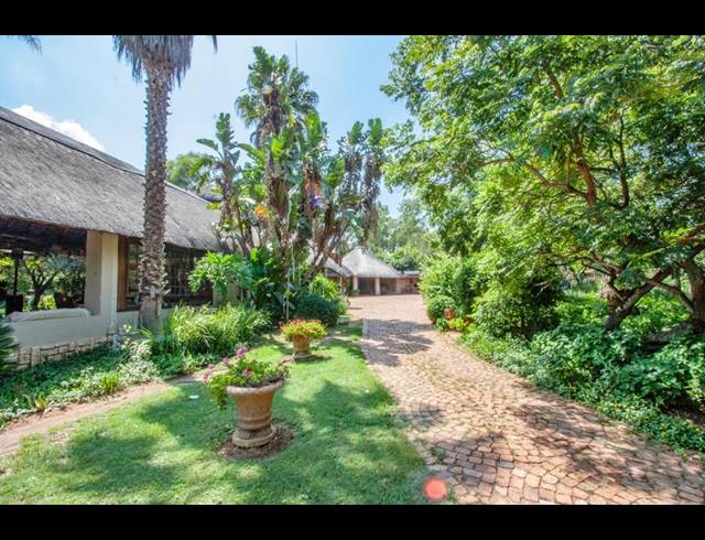 4 BEDROOM HOUSE FOR SALE IN BEAULIEU